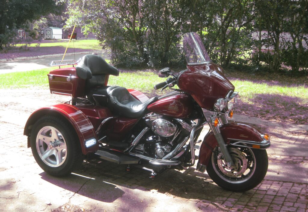 Harley electra glide side red t1646 william wood 015 1 crop