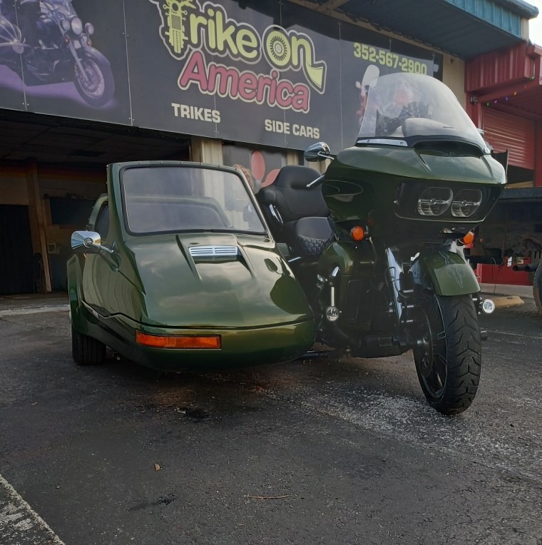 Harley davidson ultra classic and sidecar