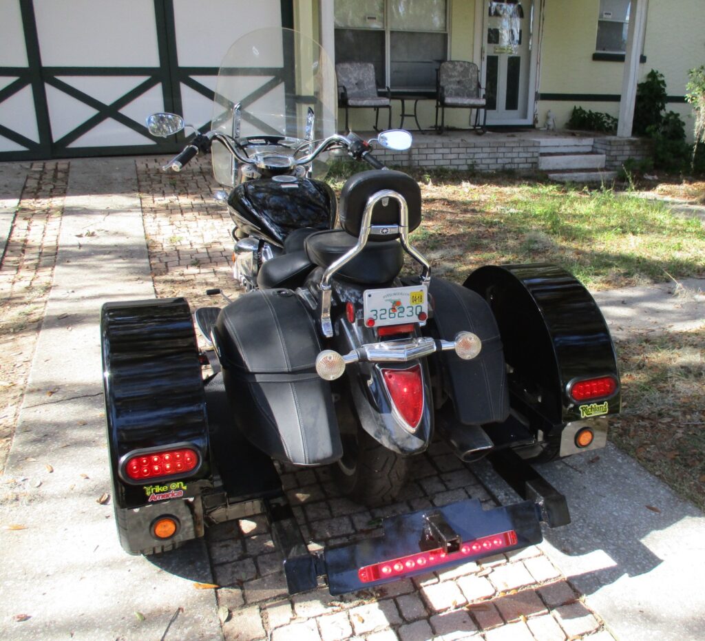 Suzuki boulevard rear black img 2315 2 crop